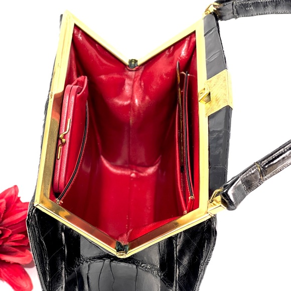 VINTAGE BELLESTONE | Genuine Alligator Satchel | Coin purse | Black & Red - Picture 10 of 15